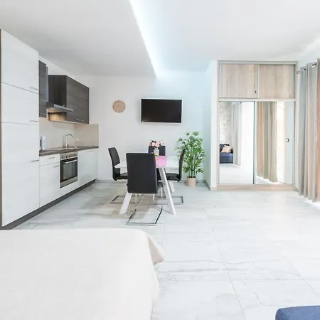 Svagusa Ii Apartman Mlini